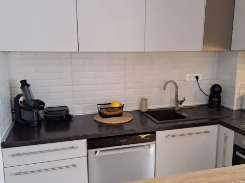 Sale, three bedroom apartment, 84m², Rozino, Budva - image 9