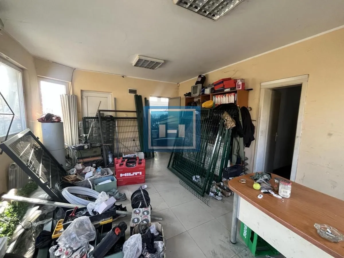 Sale, office space, 490m², Lipar, Jagodina