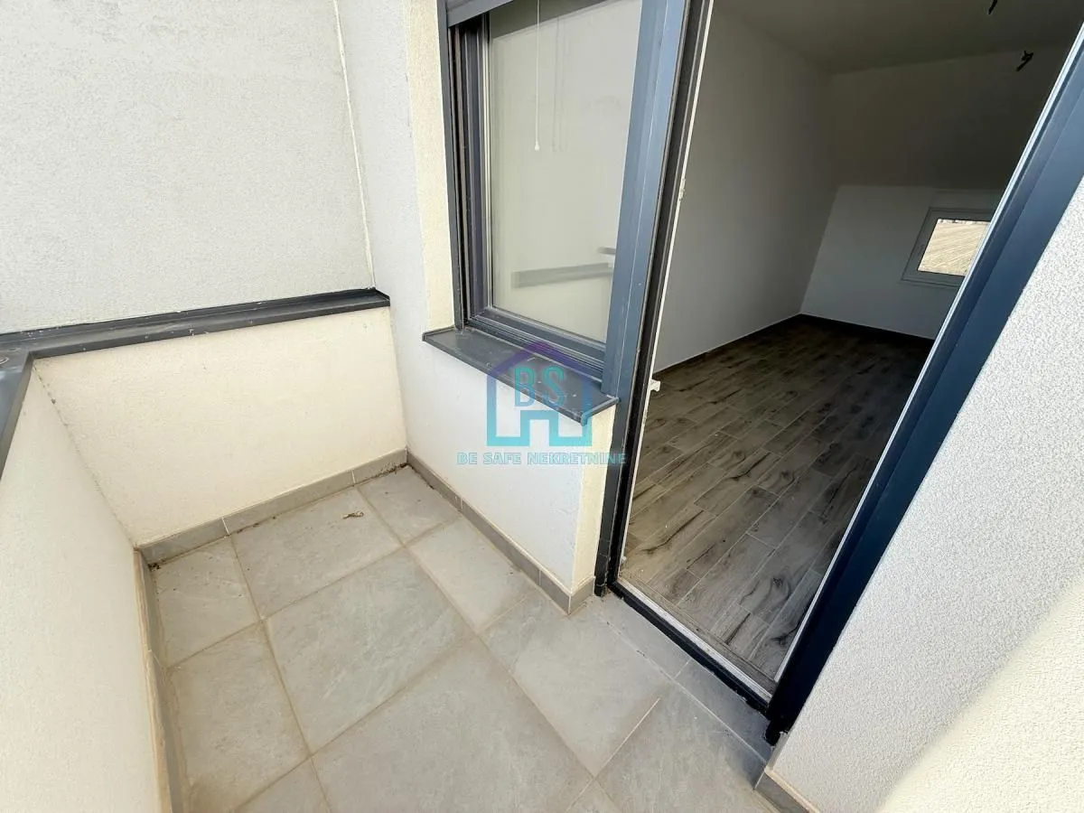 Prodaja, trosoban stan, 86m², Veternička rampa, Novi Sad Sve Podlokacije