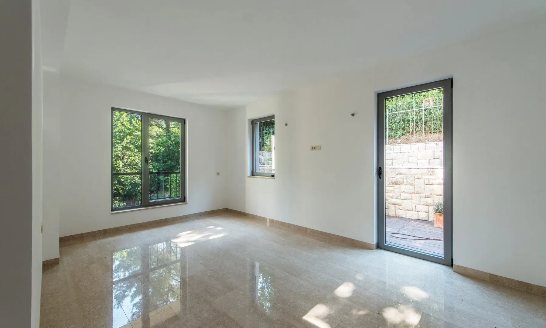 Sale, apartment, 510m², Muo, Kotor