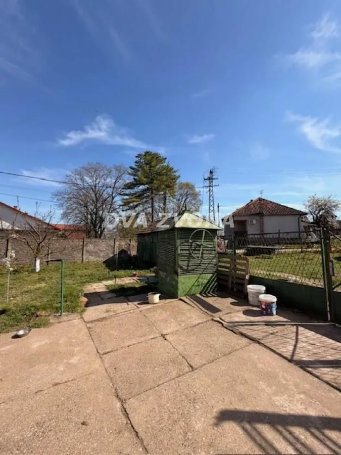 Prodaja, kuća, 42m², Čortanovci, Inđija