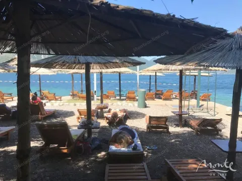 Sale, two bedroom apartment, 63m², Dobrota, Kotor - image 13