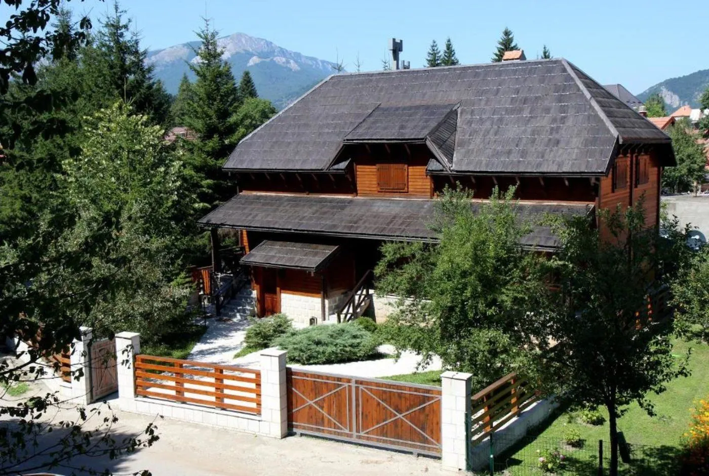 Prodaja, kuća, 324m², Kolašin, Crna Gora