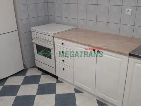 Izdavanje, trosoban stan, 100m², Centar, Novi Sad - image 9