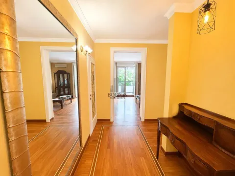 Rent, four bedroom apartment, 101m², Vračar, Šid - image 8