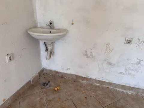 Rent, parking/garage, 16m², Topla, Herceg Novi - image 4