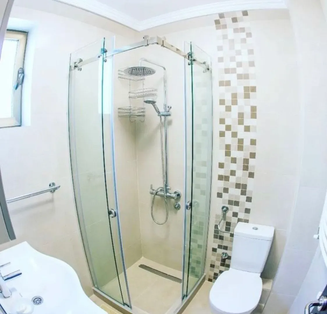 Izdavanje, ugostiteljski objekat, 700m², Bečići, Budva