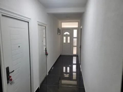 Izdavanje, jednosoban stan, 50m², Polje, Bar - image 5