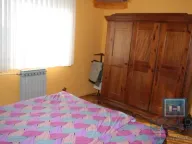 Izdavanje, kuća, 492m², Paraćin, Srbija - image 41