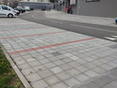 Sale, parking/garage, 12m², Nova Detelinara, Novi Sad Sve Podlokacije - image 3