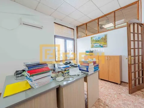 Sale, office space, 106m², Stari Aerodrom, Podgorica - image 15
