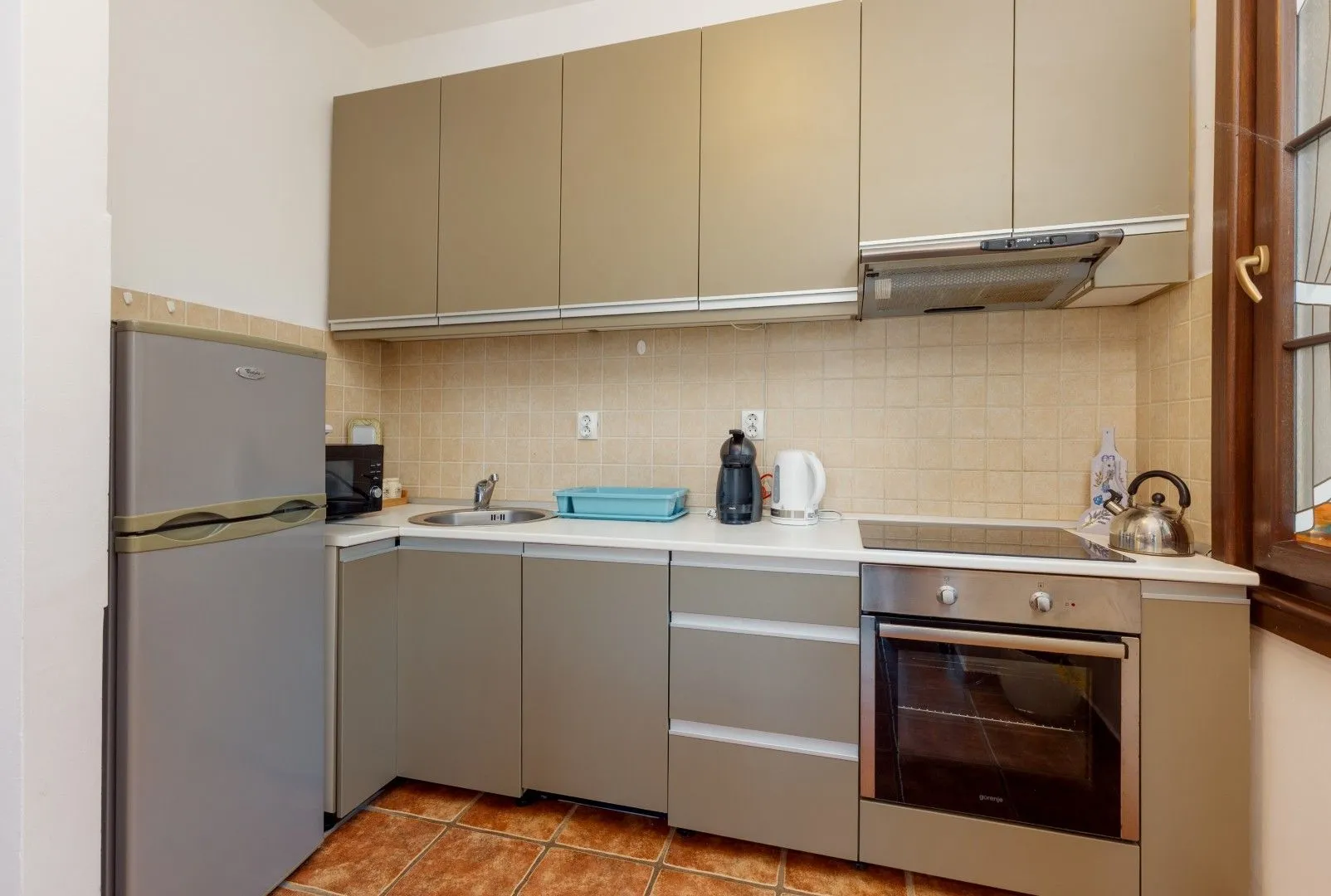 Prodaja, dvosoban stan, 84m², Kostanjica, Kotor