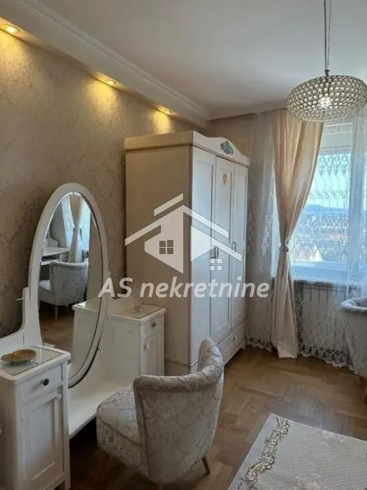Rent, three bedroom apartment, 80m², Čubura, Beograd