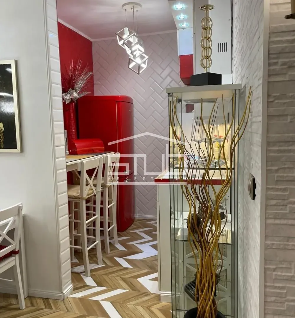 Sale, three bedroom apartment, 63m², Stari Grad, Beograd