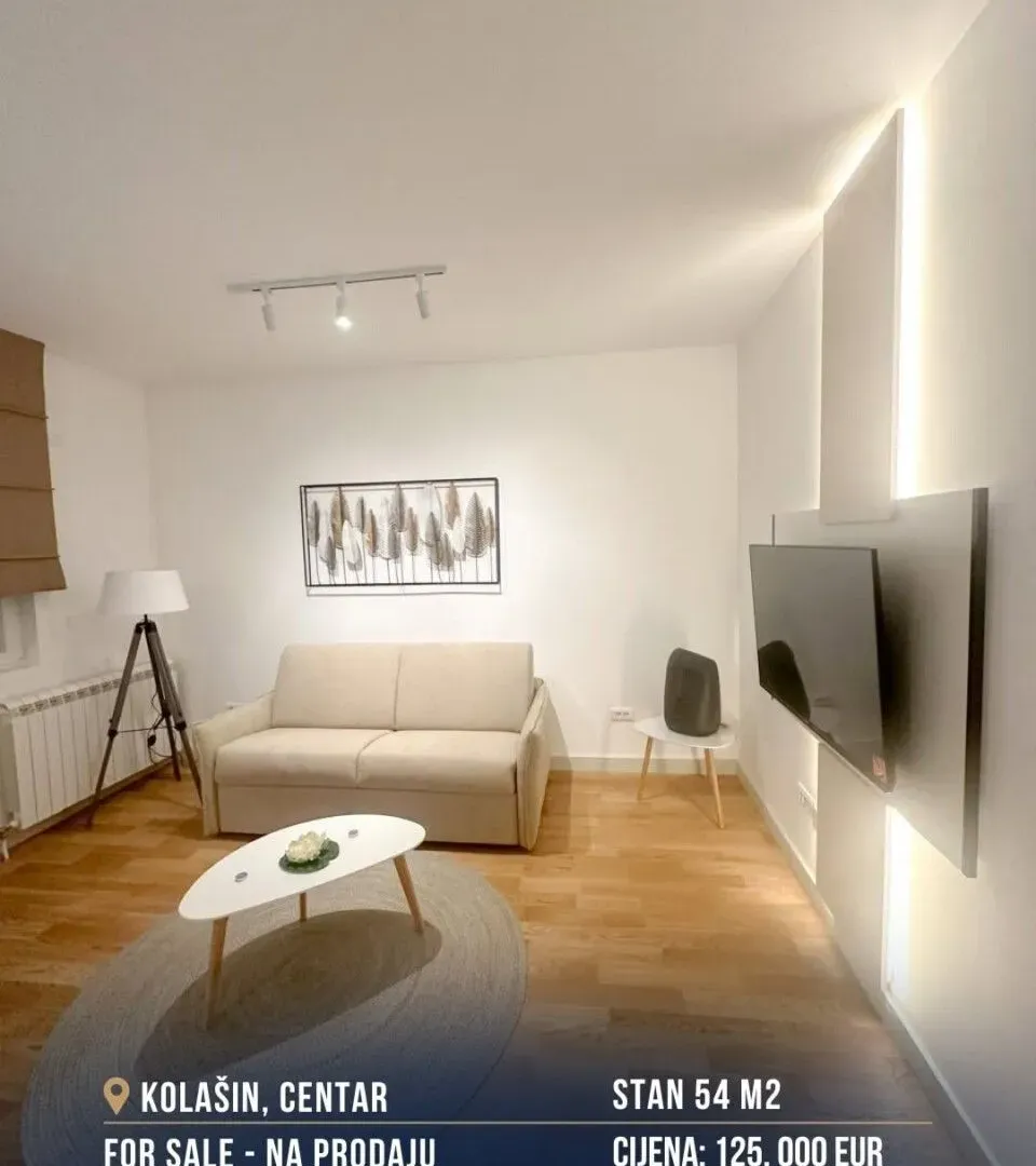 Prodaja, jednosoban stan, 54m², Centar, Kolašin