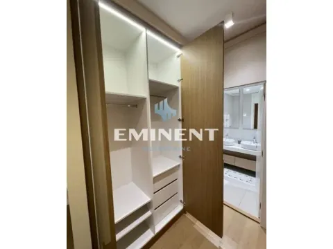 Izdavanje, trosoban stan, 90m², Savski Venac, Beograd - image 8