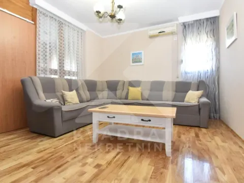 Rent, one bedroom apartment, 50m², Blok 5, Podgorica - image 2