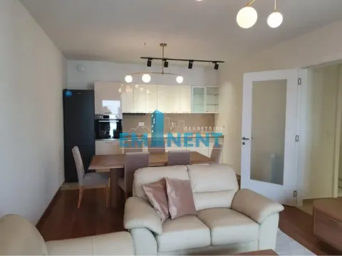 Izdavanje, četvorosoban stan, 100m², Novi Beograd Blok 65, Novi Beograd Sve Podlokacije - image 3