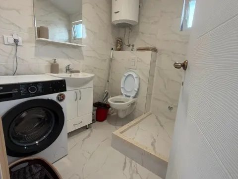 Rent, studio apartment, 36m², Radanovići, Kotor - image 4