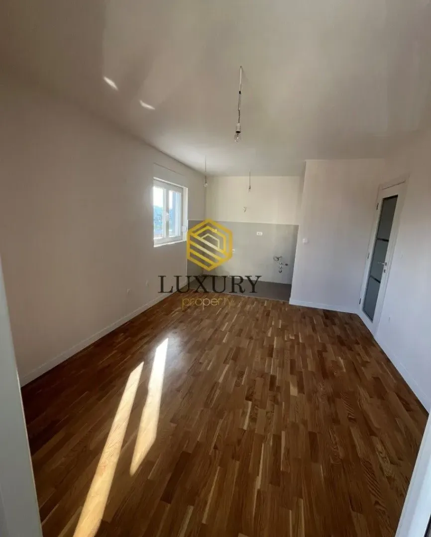 Prodaja, stan, 58m², Pobrežje, Podgorica