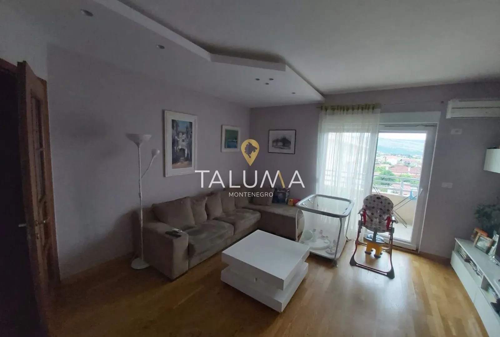 Izdavanje, dvosoban stan, 68m², City Kvart, Podgorica
