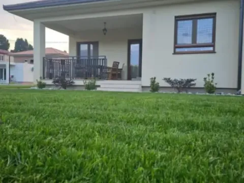 Sale, house, 212m², Tološi, Podgorica - image 6