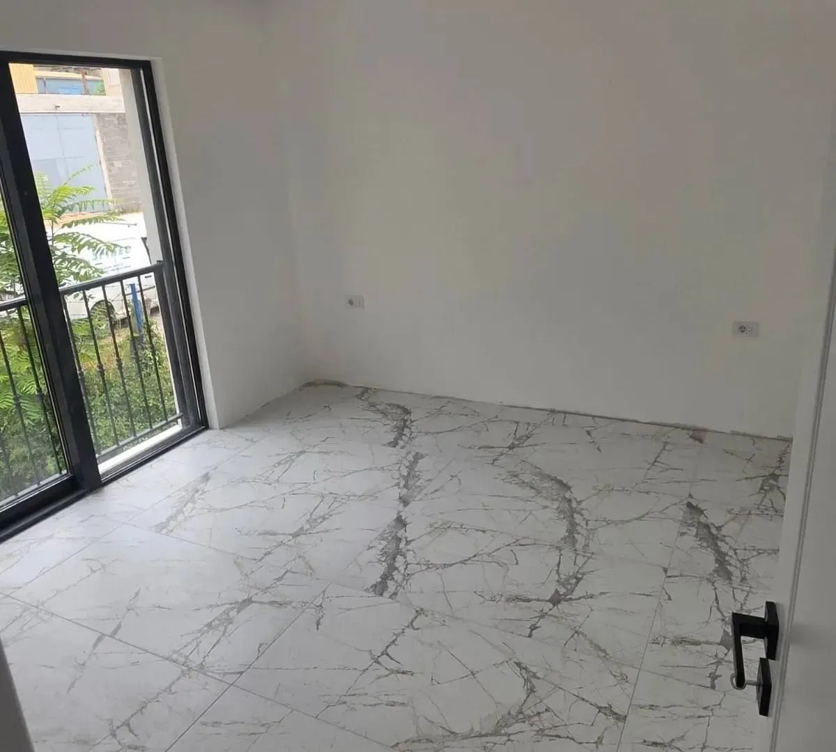 Sale, three bedroom apartment, 96m², Centar, Kotor