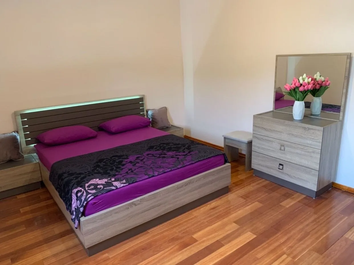 Rent, two bedroom apartment, 73m², Bečići, Budva