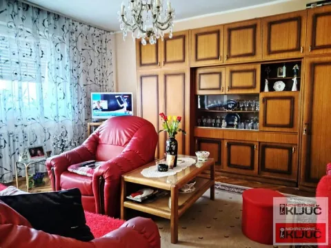 Prodaja, trosoban stan, 71m², Kej, Novi Sad Sve Podlokacije - image 2