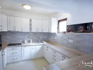 Sale, house, 354m², Sveti Stefan, Budva - image 9