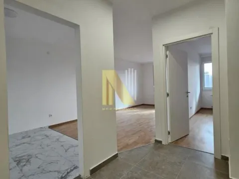 Sale, four bedroom apartment, 95m², Avijatičarsko naselje, Novi Sad Sve Podlokacije - image 5