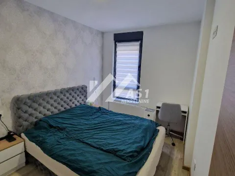 Izdavanje, dvosoban stan, 38m², Sajam, Novi Sad Sve Podlokacije - image 4