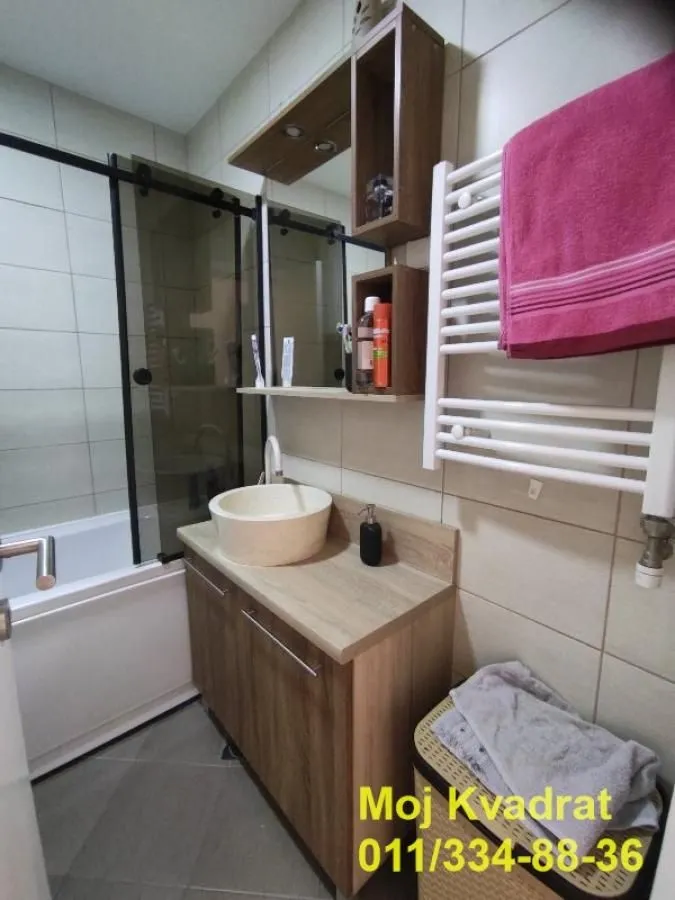 Prodaja, trosoban stan, 74m², Karaburma, Palilula Sve Podlokacije