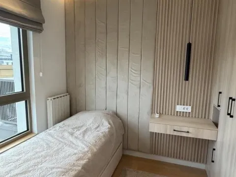 Izdavanje, trosoban stan, 71m², Savski Venac, Beograd - image 10