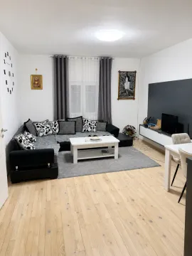 Izdavanje, kuća, 100m², Golubovci, Podgorica - image 4