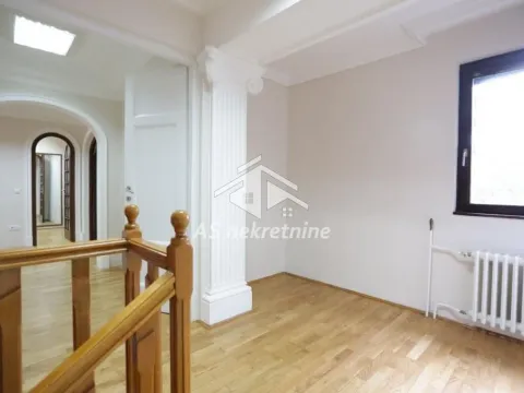 Rent, house, 550m², Savski Venac, Beograd - image 5