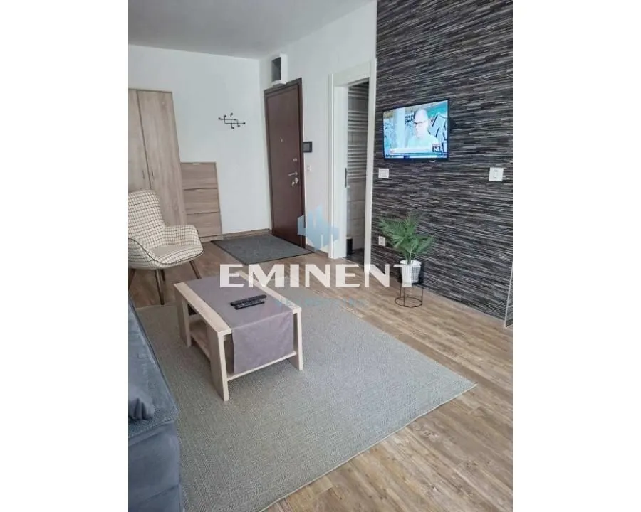Izdavanje, stan, 27m², Voždovac Sve Podlokacije, Beograd