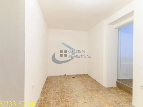 Izdavanje, poslovni prostor, 200m², Skadarlija, Beograd - image 13