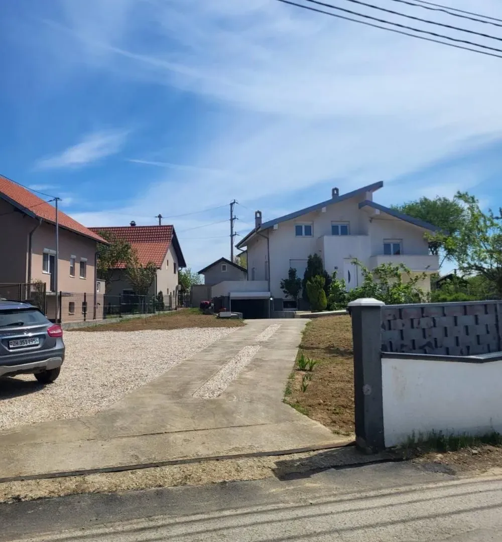 Izdavanje, kuća, 160m², Zvezdara Sve Podlokacije, Beograd