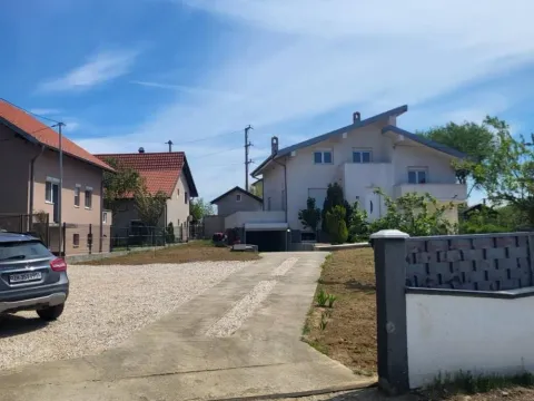 Izdavanje, kuća, 160m², Zvezdara Sve Podlokacije, Beograd - image 2