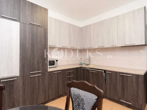 Izdavanje, dvosoban stan, 118m², Tološi, Podgorica - image 10