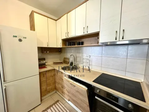 Rent, one bedroom apartment, 48m², City Kvart, Podgorica - image 7