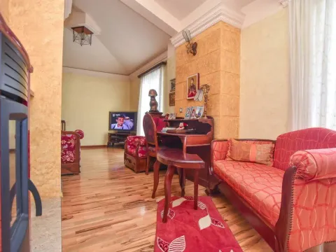 Prodaja, trosoban stan, 179m², Budva, Crna Gora - image 16