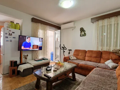 Prodaja, dvosoban stan, 76m², Budva, Crna Gora - image 2