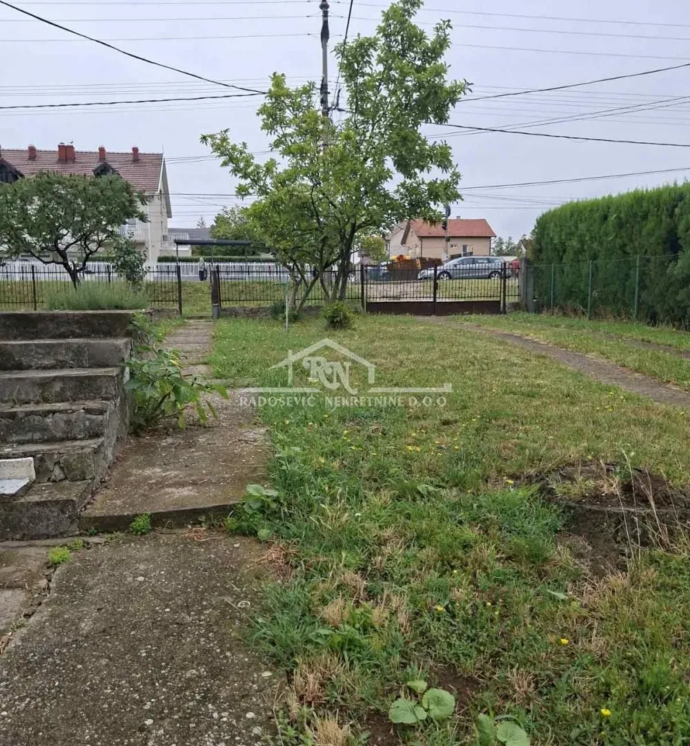Sale, house, 76m², Čukarica, Beograd