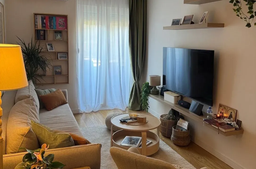 Izdavanje, stan, 40m², Central Point, Podgorica