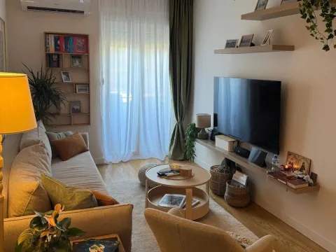 Izdavanje, stan, 40m², Central Point, Podgorica