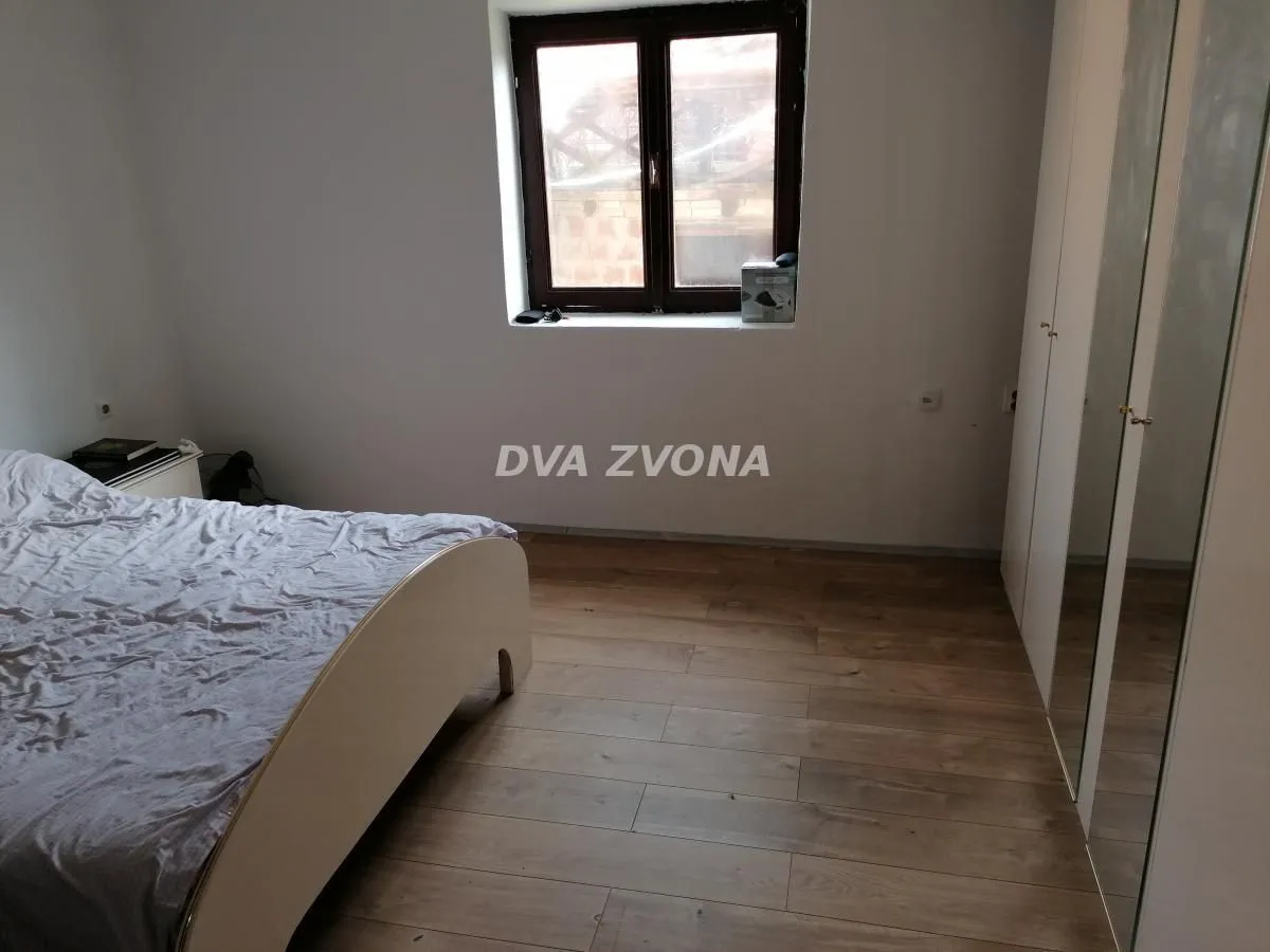 Prodaja, kuća, 350m², Kula, Srbija