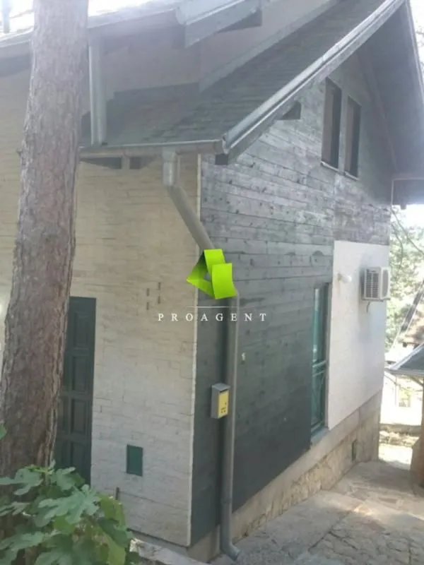 Prodaja, trosoban stan, 52m², Vrnjačka Banja, Srbija