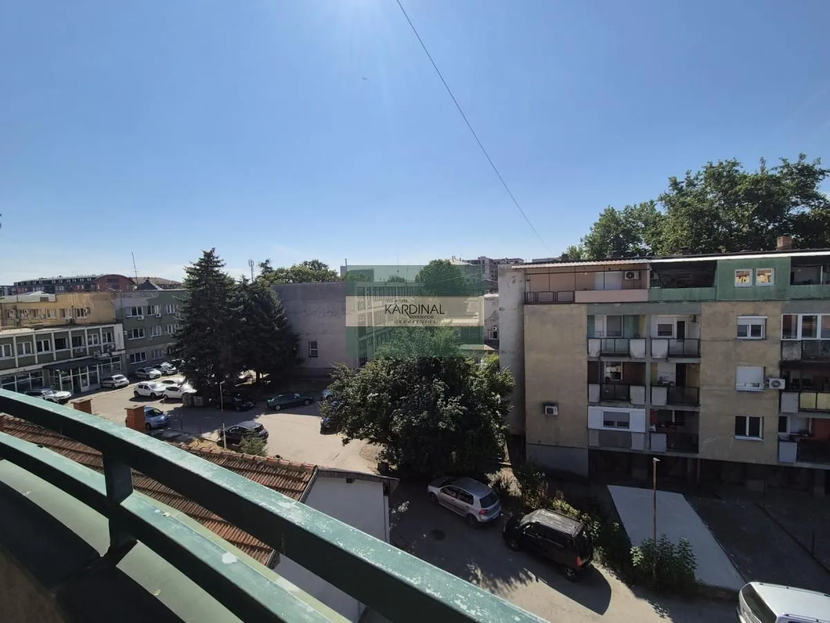 Prodaja, dvosoban stan, 63m², Centar, Jagodina